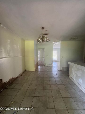 721 Mccluer Road, Jackson, MS 39212
