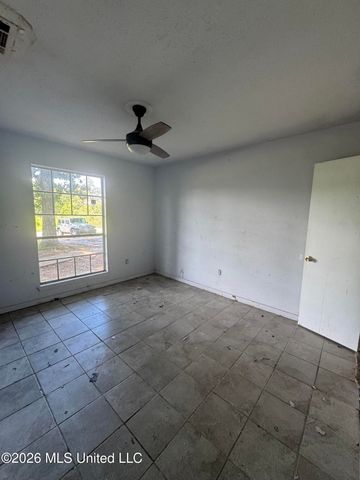 721 Mccluer Road, Jackson, MS 39212