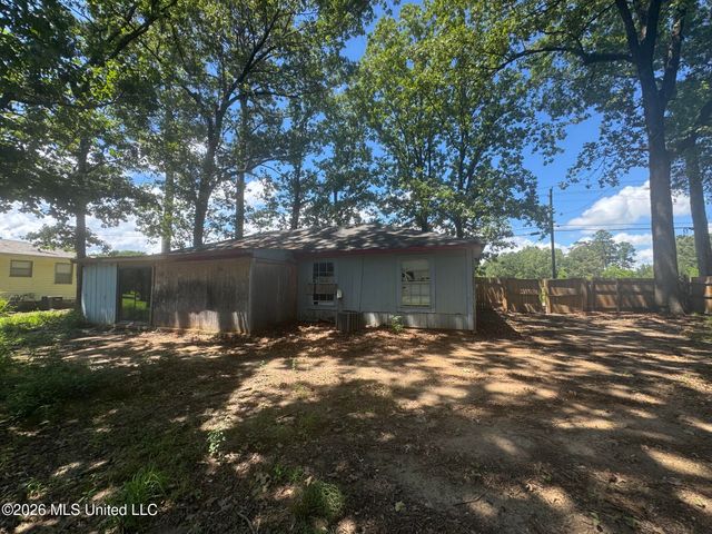 721 Mccluer Road, Jackson, MS 39212