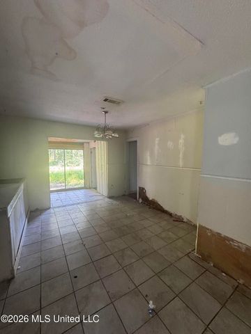 721 Mccluer Road, Jackson, MS 39212