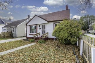 3033 W Eggert PLACE, Milwaukee, WI 53209