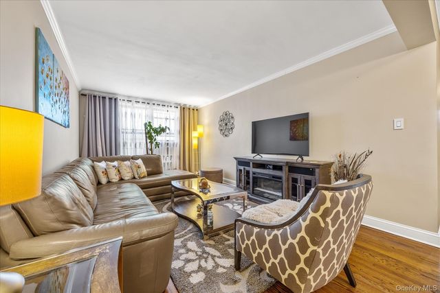 83-15 98th Street 6G, Woodhaven, NY 11421