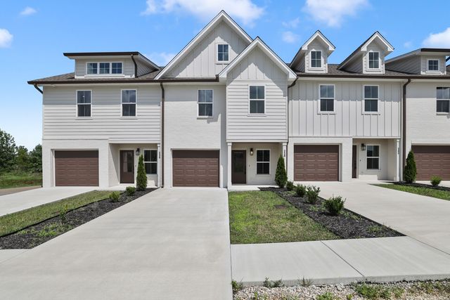 338 Legends Cir, Baxter, TN 38544