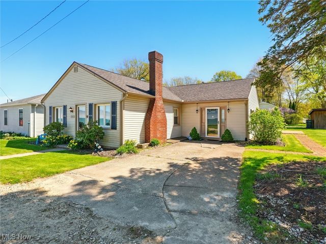 7630 Darling Avenue, Conneaut, OH 44030