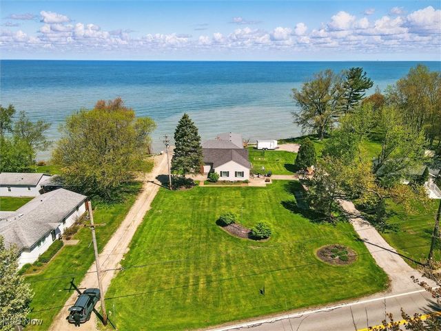 7630 Darling Avenue, Conneaut, OH 44030