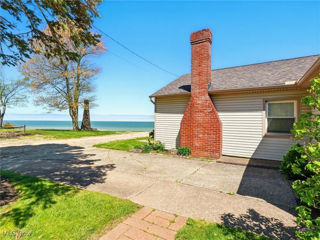 7630 Darling Avenue, Conneaut, OH 44030