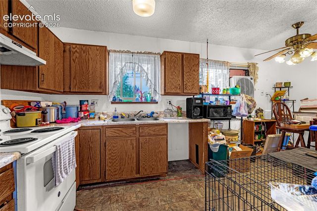 502 E Iowa Avenue, Fountain, CO 80817