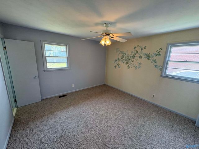 1205 SW Thomas Drive, Decatur, AL 35601