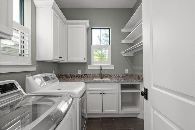 867 Lamonte Lane, Houston, TX 77018