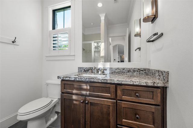 867 Lamonte Lane, Houston, TX 77018