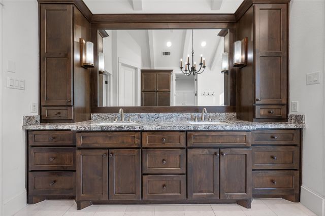 867 Lamonte Lane, Houston, TX 77018