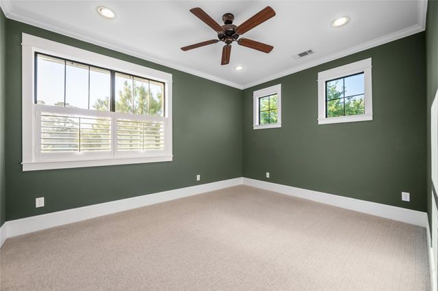 867 Lamonte Lane, Houston, TX 77018