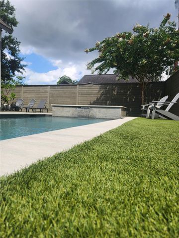 867 Lamonte Lane, Houston, TX 77018