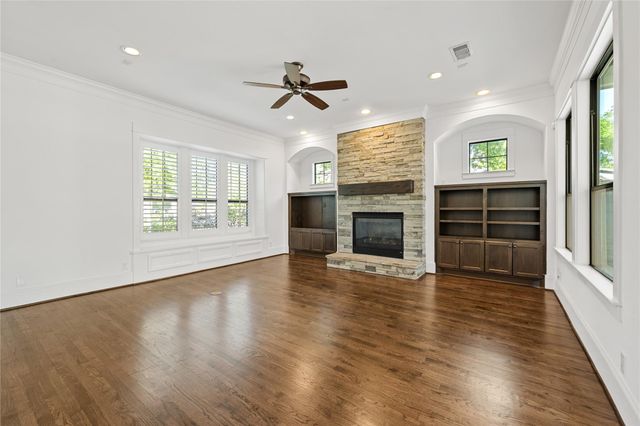 867 Lamonte Lane, Houston, TX 77018