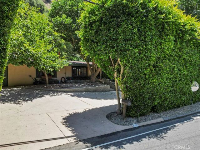 2900 Mandeville Canyon, Los Angeles, CA 90049