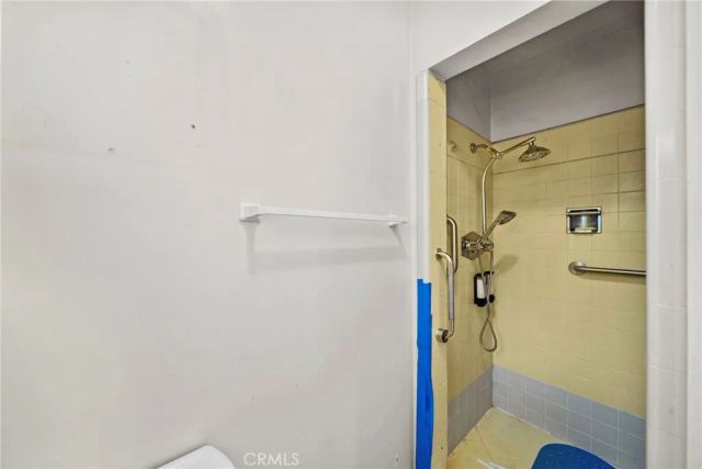 2900 Mandeville Canyon, Los Angeles, CA 90049