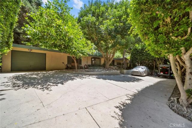 2900 Mandeville Canyon, Los Angeles, CA 90049