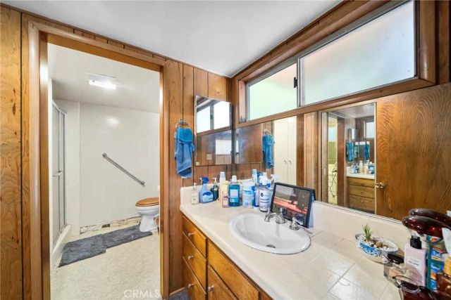 2900 Mandeville Canyon, Los Angeles, CA 90049