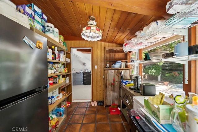 2900 Mandeville Canyon, Los Angeles, CA 90049