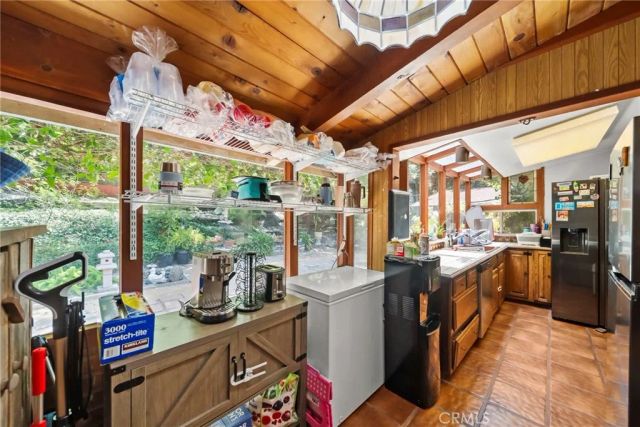 2900 Mandeville Canyon, Los Angeles, CA 90049