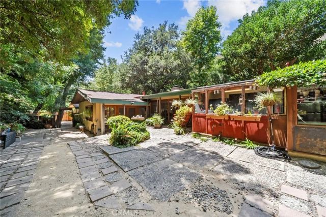 2900 Mandeville Canyon, Los Angeles, CA 90049