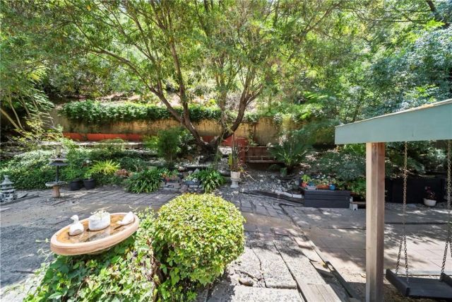 2900 Mandeville Canyon, Los Angeles, CA 90049