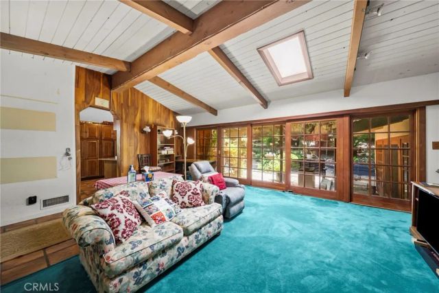 2900 Mandeville Canyon, Los Angeles, CA 90049