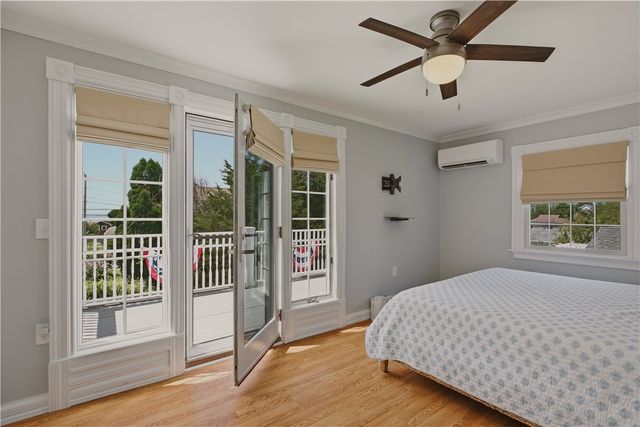 54 Canton Avenue, Portsmouth, RI 02871