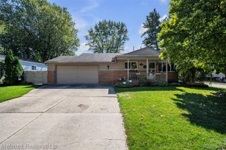 30803 Pierce Street, Garden City, MI 48135