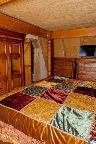 5010 MARK TRAIL, Birmingham, AL 35242