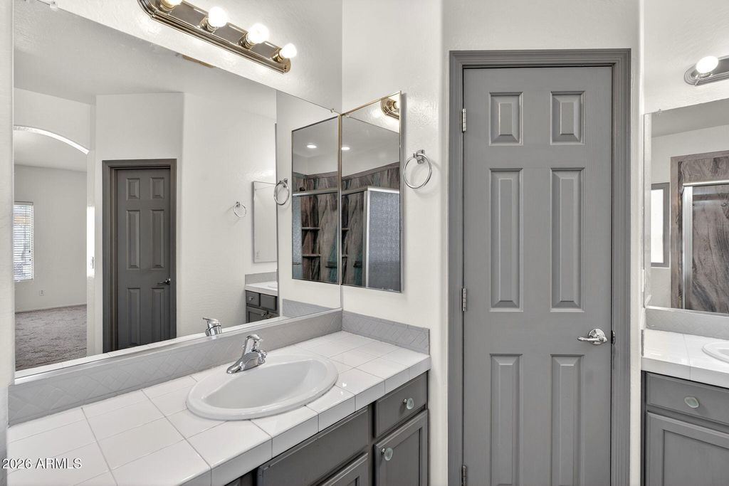 Image 28 of property listing at 266 W SEVEN SEAS Drive, Casa Grande, AZ 85122