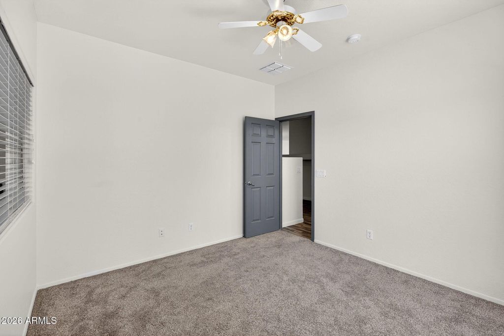Image 35 of property listing at 266 W SEVEN SEAS Drive, Casa Grande, AZ 85122