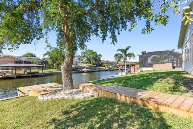 13 CEDARWOOD COURT, Palm Coast, FL 32137