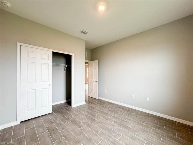 512 NW 25th AVE, Cape Coral, FL 33993