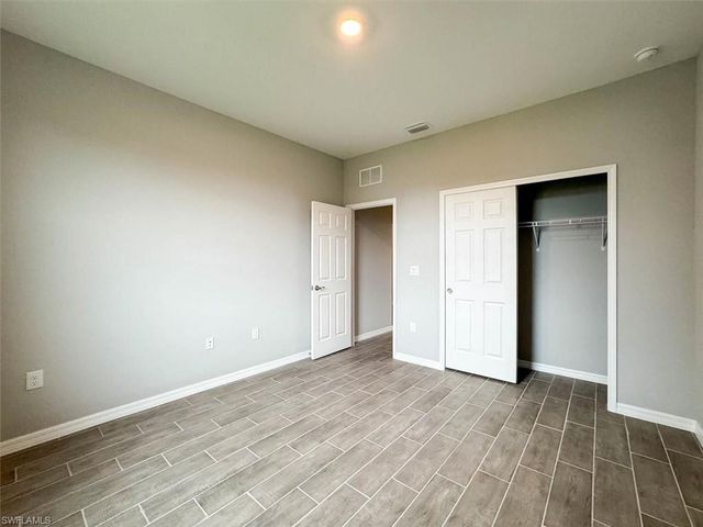 512 NW 25th AVE, Cape Coral, FL 33993