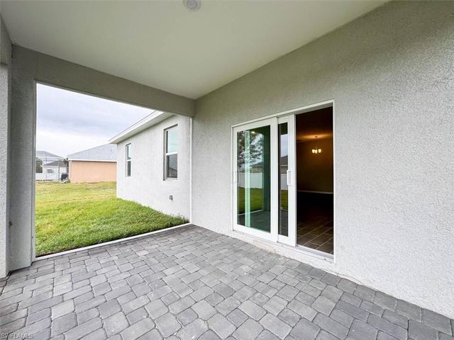 512 NW 25th AVE, Cape Coral, FL 33993