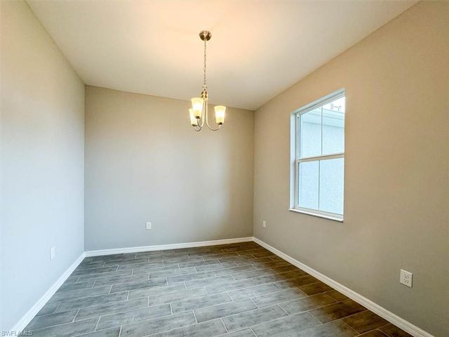 512 NW 25th AVE, Cape Coral, FL 33993