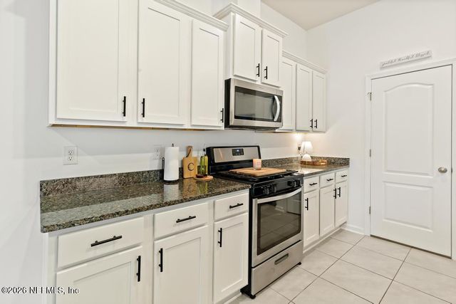 86857 IRON RAIL Court, Yulee, FL 32097