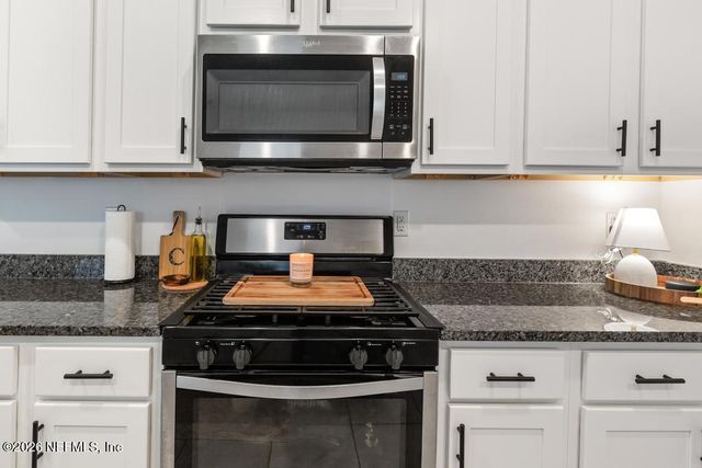 86857 IRON RAIL Court, Yulee, FL 32097