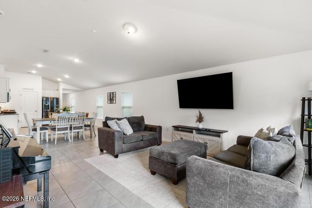 86857 IRON RAIL Court, Yulee, FL 32097