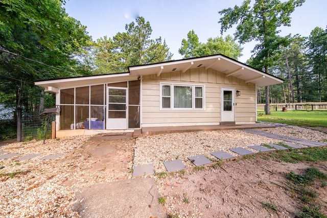 22 Oak Drive, Pine Mountain, GA 31822