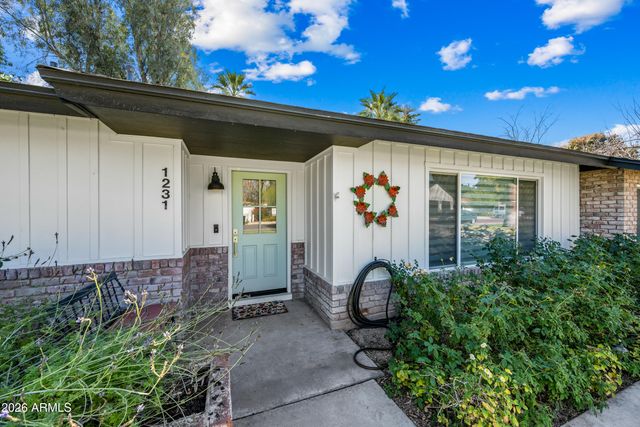 1231 W ORCHID Lane, Phoenix, AZ 85021