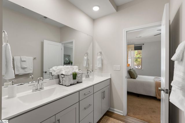 116 Cross Arbor Drive, Simpsonville, SC 29681