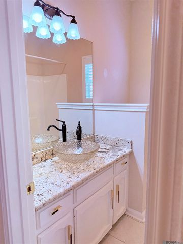 13344 Natchez Ct, Baton Rouge, LA 70810