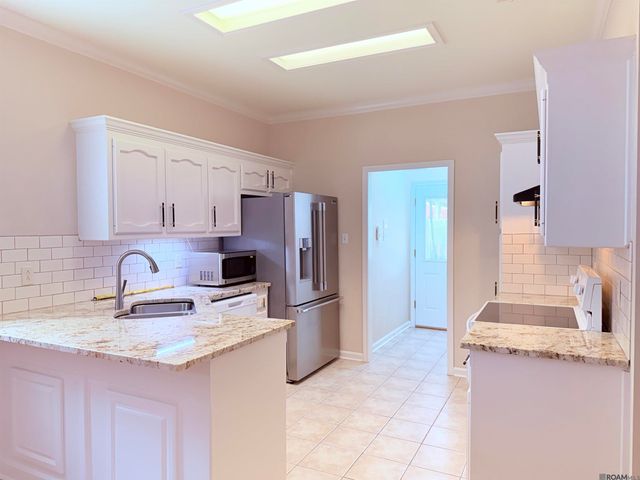 13344 Natchez Ct, Baton Rouge, LA 70810