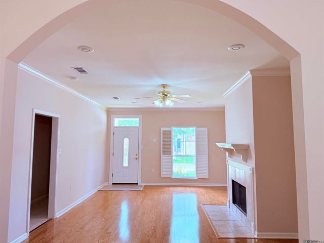 13344 Natchez Ct, Baton Rouge, LA 70810