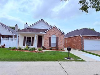 13344 Natchez Ct, Baton Rouge, LA 70810