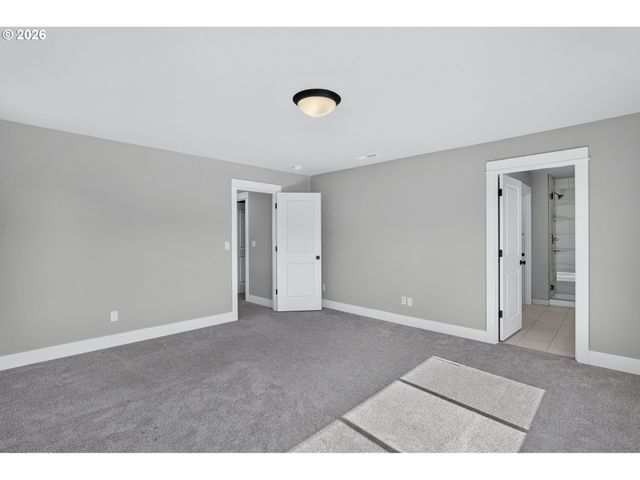 3676 Sw TEGART Ln, Gresham, OR 97080