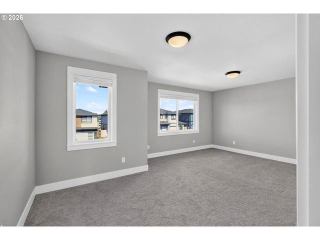 3676 Sw TEGART Ln, Gresham, OR 97080