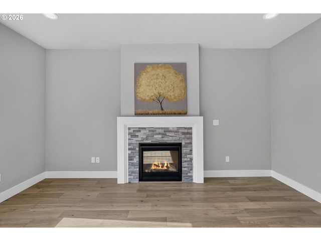 3676 Sw TEGART Ln, Gresham, OR 97080